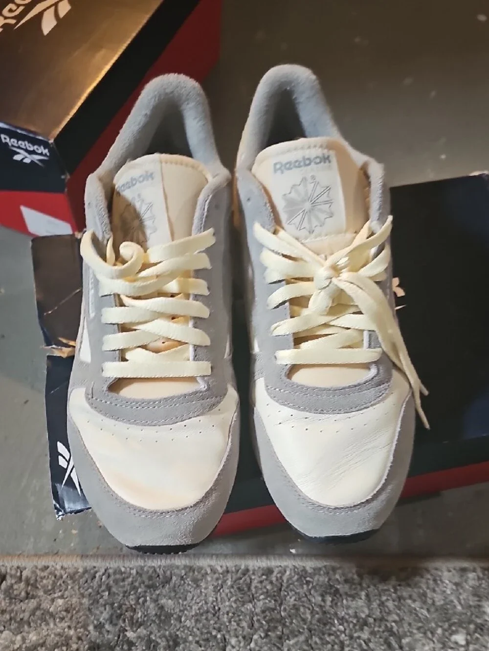 Reebok Men’s Gray & Cream Retro Running Sneakers